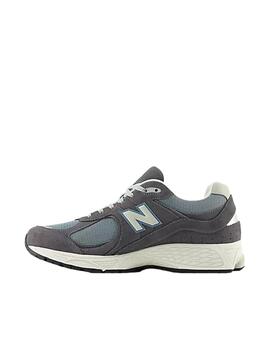 Zapatilla New Balance M2002RFB Gris Hombre